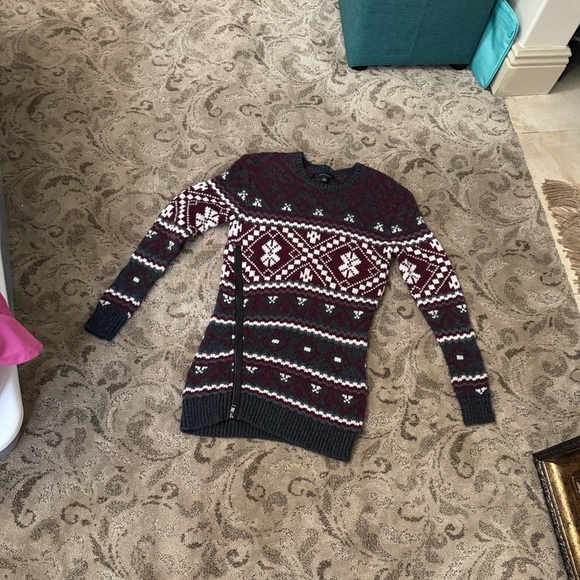 Women's Patterned Sweater - Burgundy and Cream - Picture 2 of 7